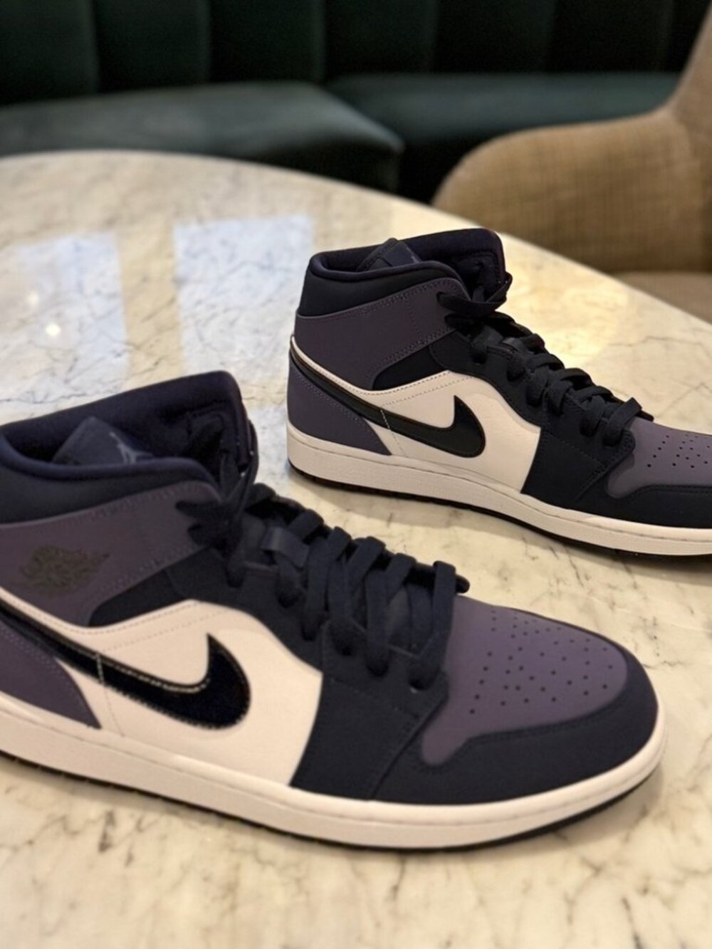 NIKE JORDAN 1 Mid Obsidian Sanded Purple (2020)